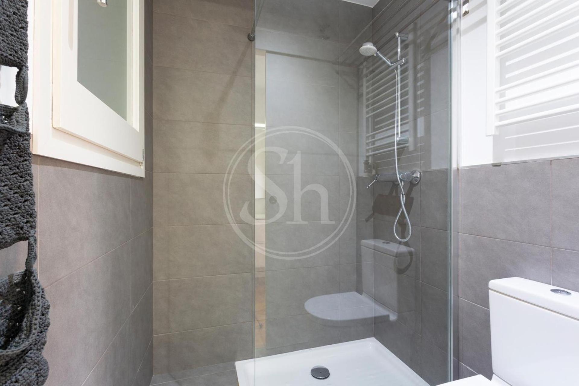 Moderno Apartamento En Eixample Barcelona Buitenkant foto